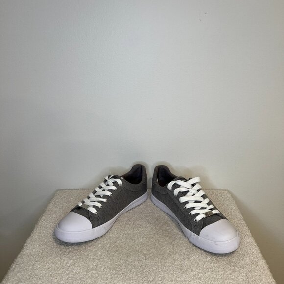 G by Guess | Oleex Sneakers - Picture 6 of 7